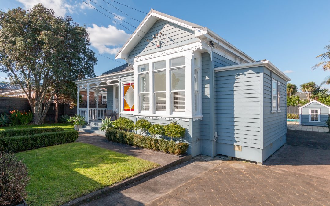 Just SOLD! 7 Goring Road, Sandringham