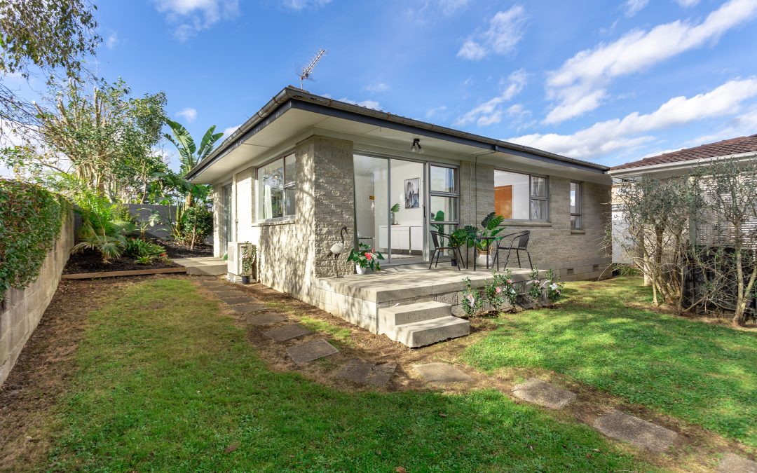 Just SOLD! 1/1 Hastie Avenue, Mangere Bridge