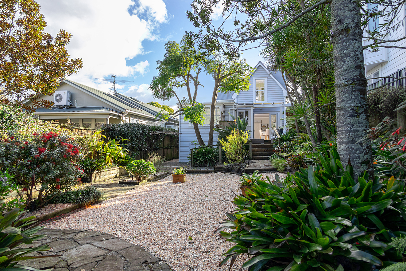 12 Huia Road-7