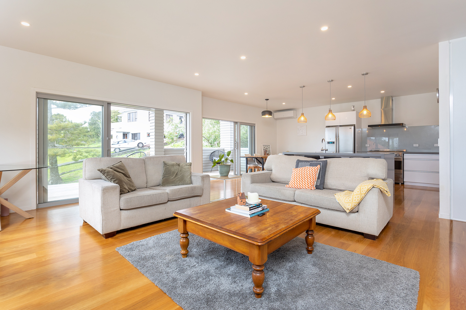 12 Freyberg lounge